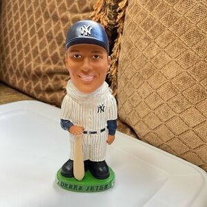 New York Yankees Derek Jeter 2001 Bobblehead